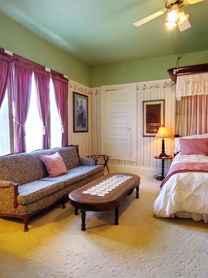 Adams Pragge House - Victorian Bed & Breakfast Порт Таунсънд Екстериор снимка