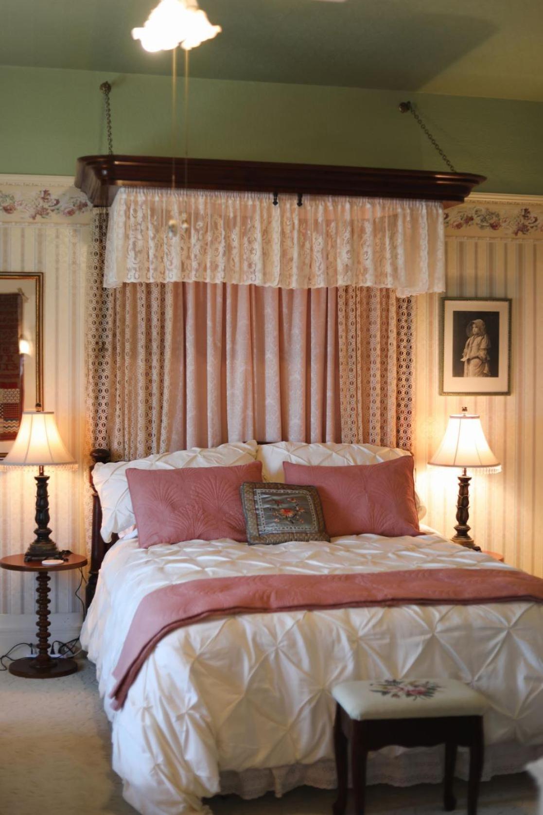 Adams Pragge House - Victorian Bed & Breakfast Порт Таунсънд Екстериор снимка